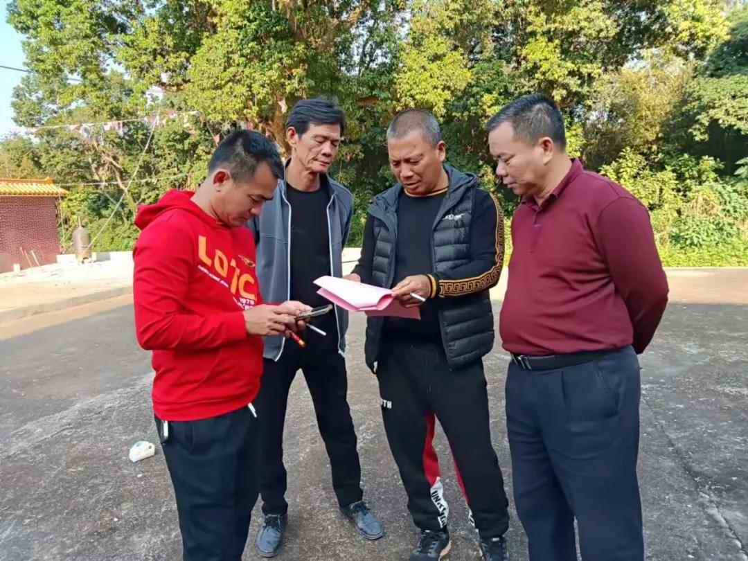 湛氏雷州分会尊老、敬老、助学活动,邓良荣演唱雷歌,作词:陈珠,策划:湛泽 湛氏雷州分会尊老、敬老、助学活动,邓良荣演唱雷歌,作词:陈珠,策划:湛泽